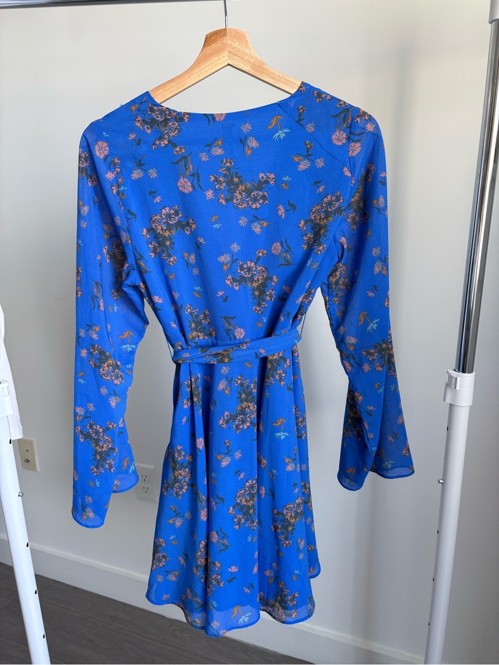 Free People Lilou Floral Wrap Mini Dress Blue Bell Sleeves Size Small - Picture 13 of 16